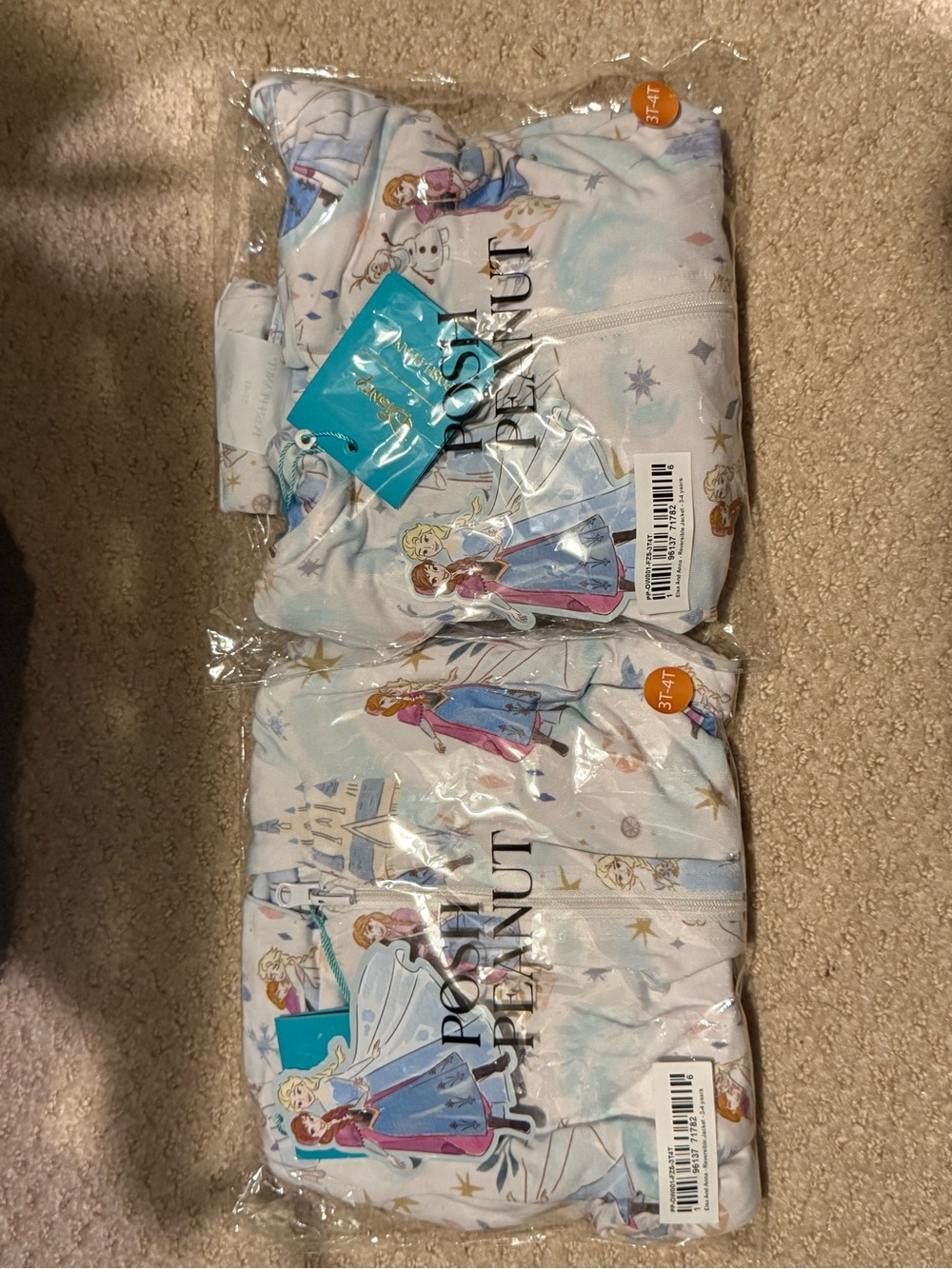 Posh Peanut White & Light Blue Frozen Princess Zip Pajama Set